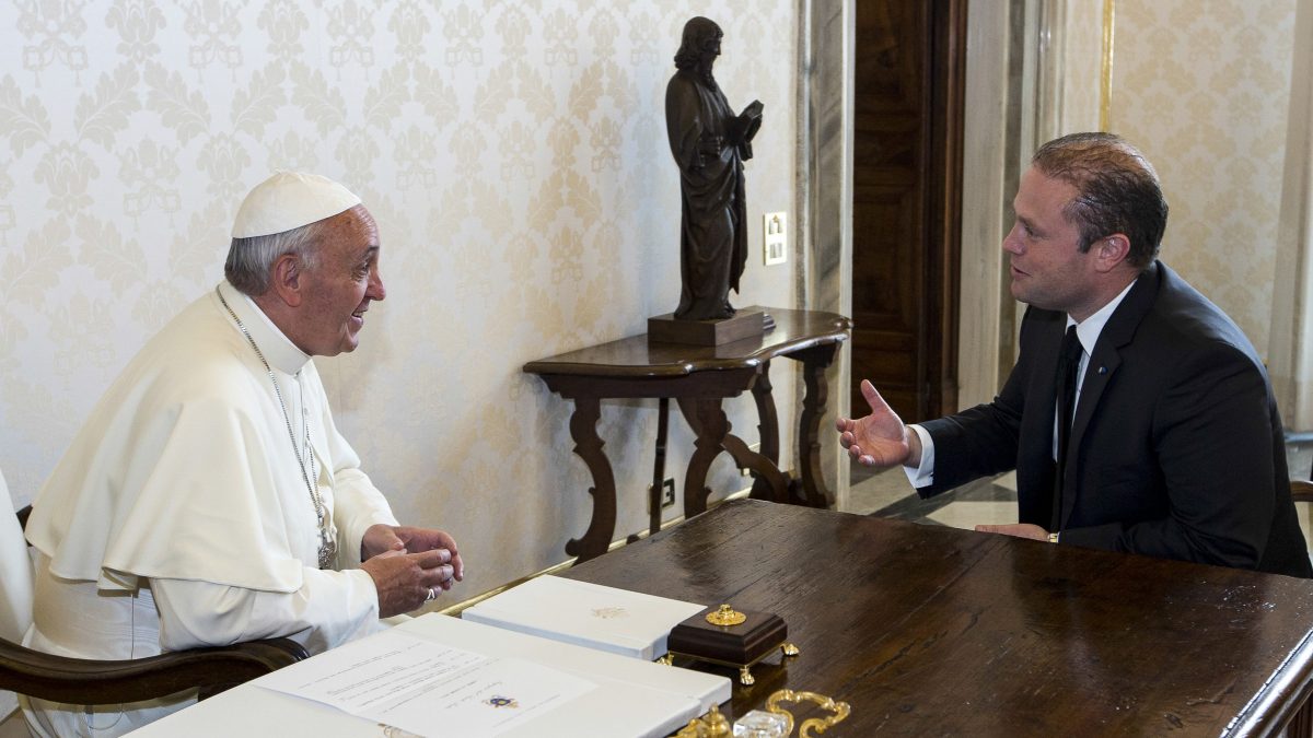 A photo of the meeting in 2013 between the Pope and the Maltese premier