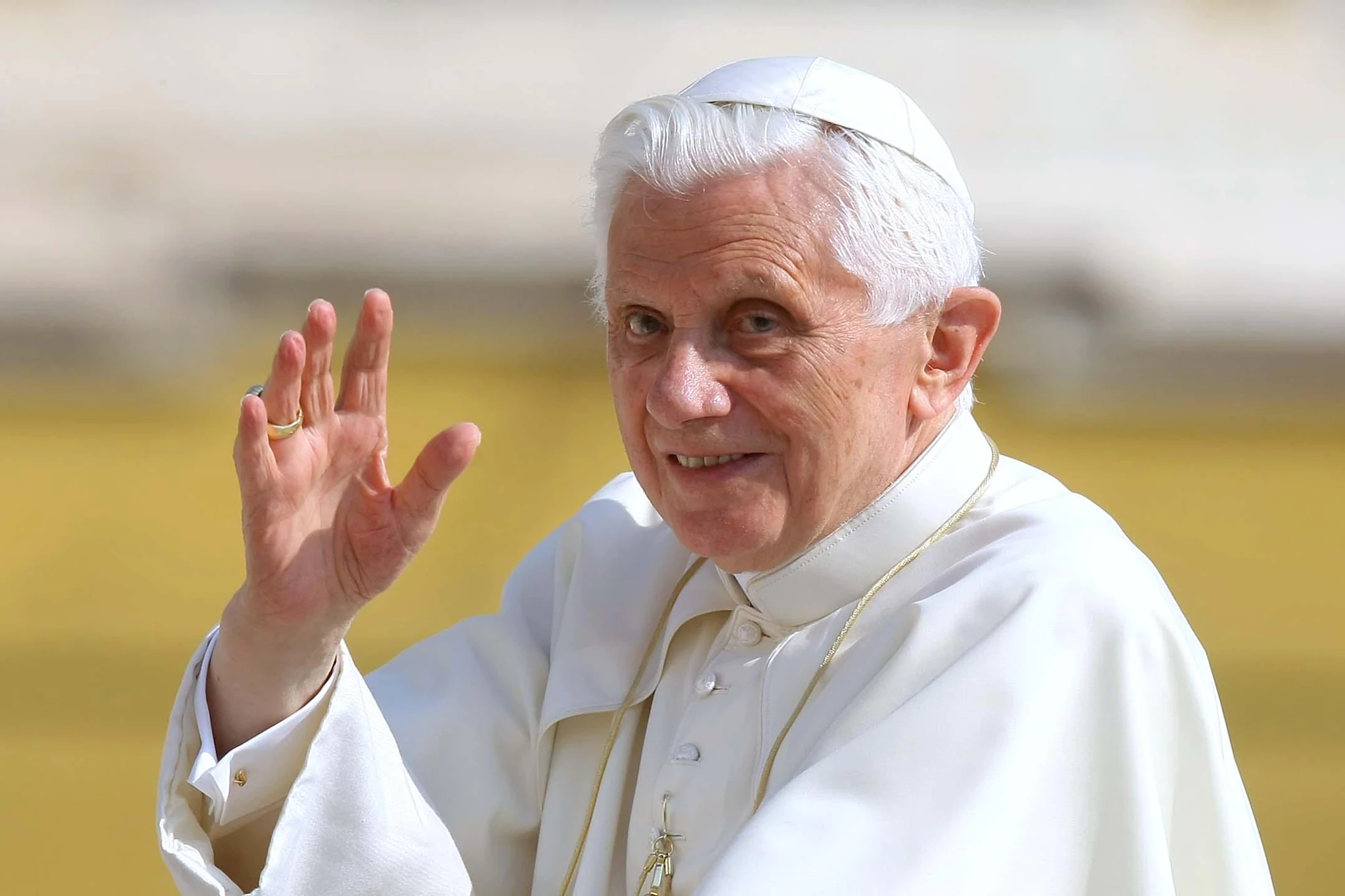 The German press Benedict XVI more fragile and sick after