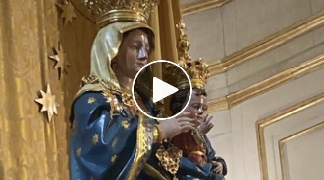 "She comes from the sea ..." the moving poem by Angela Mammato to the Madonna Assunta in Positano